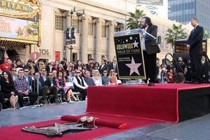 los angeles, 8. dezember - peter jackson bei der peter jackson hollywood walk of fame zeremonie im dolby theatre am 8. dezember 2014 in los angeles, ca foto