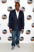 los angeles, aug 4 - jason george bei der abc tca sommerparty 2016 im beverly hilton hotel am 4. august 2016 in beverly hills, ca foto