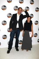 los angeles, aug 4 - diedrich bader, ali wong bei der abc tca sommerparty 2016 im beverly hilton hotel am 4. august 2016 in beverly hills, ca foto