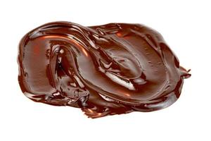 Schokoladenaufstrich isoliert auf weißem Hintergrund foto