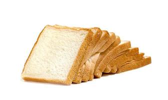 geschnittenes Brot isoliert auf weißem Hintergrund foto