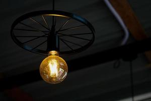 schlichte Designlampe wie keine andere. foto