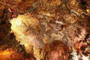 Formationen in der Damlatas-Höhle, Alanya, Antalya, Türkei foto