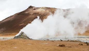 Geothermalgebiet Namafjall in Island foto