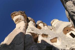 Felsformationen im Tal der Pasabag-Mönche, Kappadokien, Nevsehir, Türkei foto