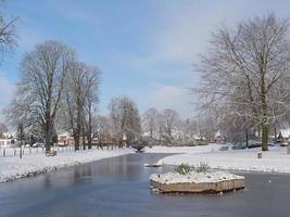 Winterzeit auf einem Schloss in Deutschland foto