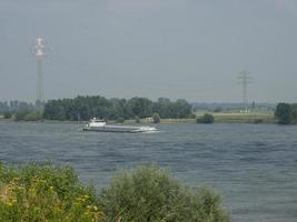 xanten stadt und rhein foto