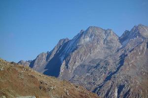 Wandern in den Schweizer Alpen foto