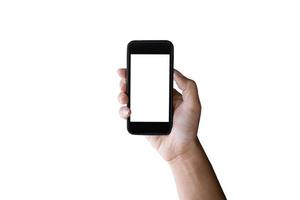 Mannhand, die horizontal das schwarze Smartphone mit leerem Bildschirm, lokalisiert auf weißem Hintergrund hält. foto