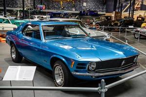 sinsheim, deutschland - mai 2022 blaues coupe ford mustang coupe 1970 foto