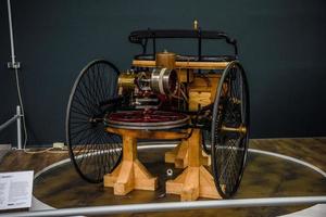 sinsheim, deutschland - mai 2022 benz patent motorwagen modell 1 1886 foto