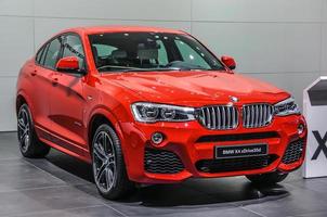 frankfurt - september 2015 bmw x4 xdrive35d auf der iaa interna vorgestellt foto