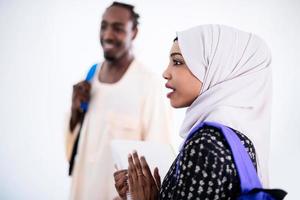 gruppe glücklicher afrikanischer studenten foto