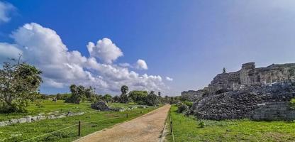 Antike Ruinen von Tulum Maya-Stätte Tempel Pyramiden Artefakte Meereslandschaft Mexiko. foto