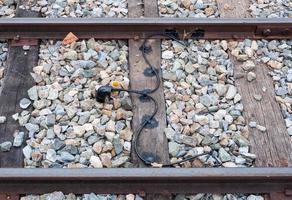 elektrische Leitung in der Bahnstrecke. foto