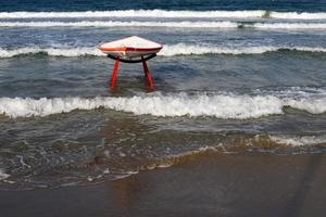 Rettungsboot am Stadtstrand. foto