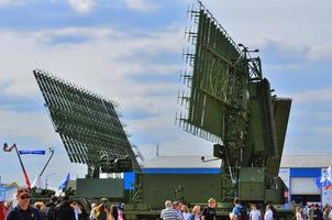 moskau, russland - aug 2015 mobiles radar vorgestellt auf der 12. ma foto