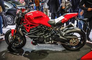 frankfurt - september 2015 ducati streetfighter 848 auf der iaa vorgestellt foto