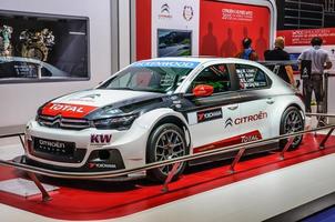 frankfurt - september 2015 citroen c-elysee wtcc präsentiert auf der iaa in foto