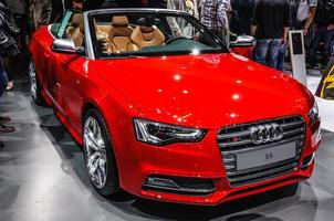 frankfurt - september 2015 audi s5 präsentiert auf der iaa international mo foto