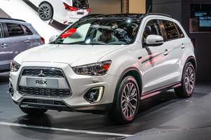 frankfurt - september 2015 mitsubishi asx auf der iaa internati vorgestellt foto