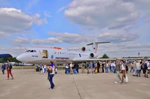 Moskau, Russland - August 2015 Passagierjet Yak-42 Clobber Presente foto