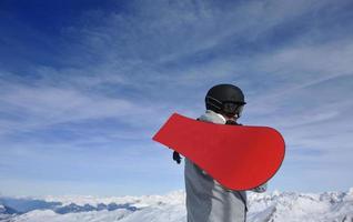 Skifahren jetzt in der Wintersaison foto