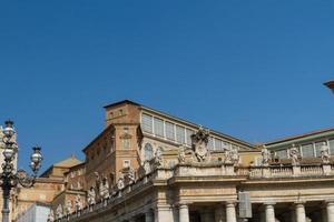 Gebäude im Vatikan, dem Heiligen Stuhl in Rom, Italien. Teil des Petersdoms. foto
