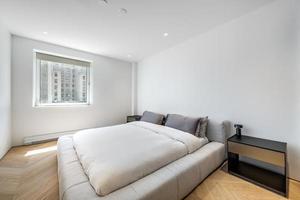 Moderne, voll möblierte High-End-Luxuswohnung in der Innenstadt von Montreal mit Dachterrasse, Swimmingpool und Fitnessstudio foto