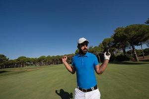 Golfspieler-Porträt auf dem Platz foto