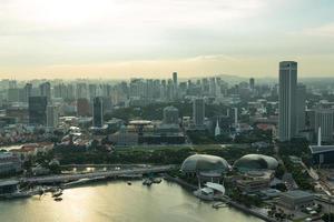 Blick auf die Skyline der Stadt Singapur foto