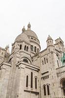 die äußere architektur von sacre coeur, montmartre, paris, frankreich foto