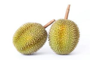 durian als könig der früchte in thailand. Es hat einen starken Geruch und eine mit Dornen bedeckte Rinde. foto