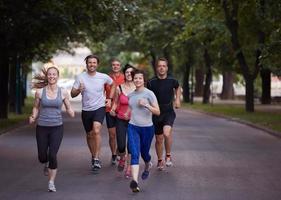 Menschengruppe Joggen foto