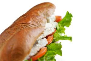 Sandwich auf einer weißen Fläche foto
