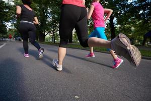 Menschengruppe Joggen foto