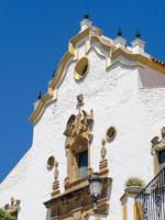 Estepona, Andalusien, Spanien - 5. Mai. Kirche Nuestra Señora de Los Remedios in Estepona, Spanien am 5. Mai 2014 foto