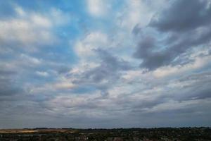 schönste Luftaufnahme von dramatischen Wolken foto