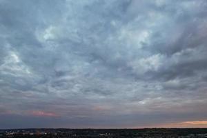 schönste Luftaufnahme von dramatischen Wolken foto