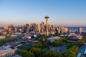 Seattle, Washington bei Sonnenuntergang im August foto