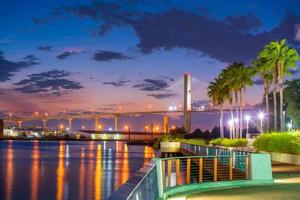 Talmadge Memorial Bridge über den Savannah River in Georgia foto