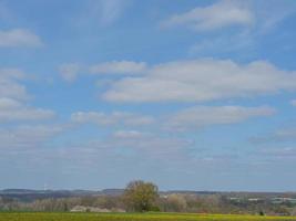 Wandern in den deutschen Baumbergen foto