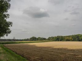 Wandern in den deutschen Baumbergen foto