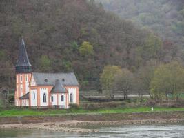 Flusskreuzfahrt auf dem Rhein in Deutschland foto