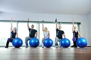 Fitness-Gruppentraining foto