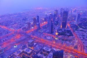 blick auf die skyline von dubai foto