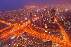 blick auf die skyline von dubai foto