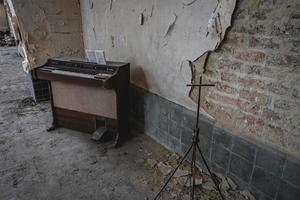 Urbex, verlassene alte Kirche irgendwo in Belgien. foto