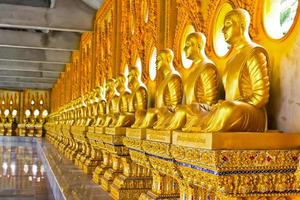 Goldenes Buddha-Bild foto