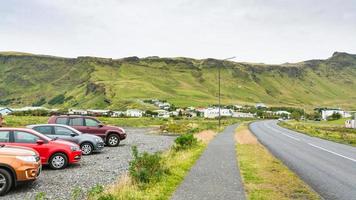 Thjodvegur-Straße im Dorf Vik i Myrdal foto